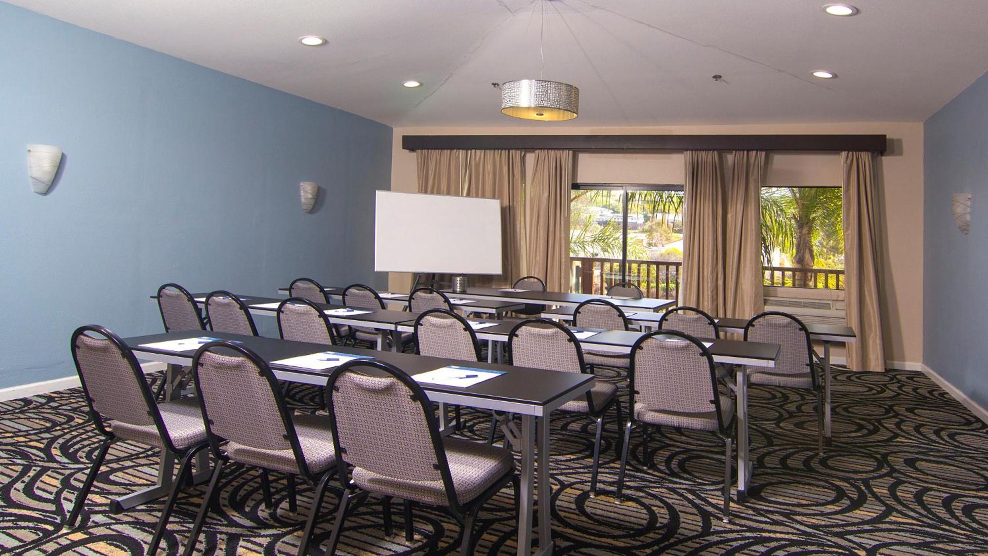 Holiday Inn Express Hotel & Suites Solana Beach-Del Mar By Ihg Extérieur photo