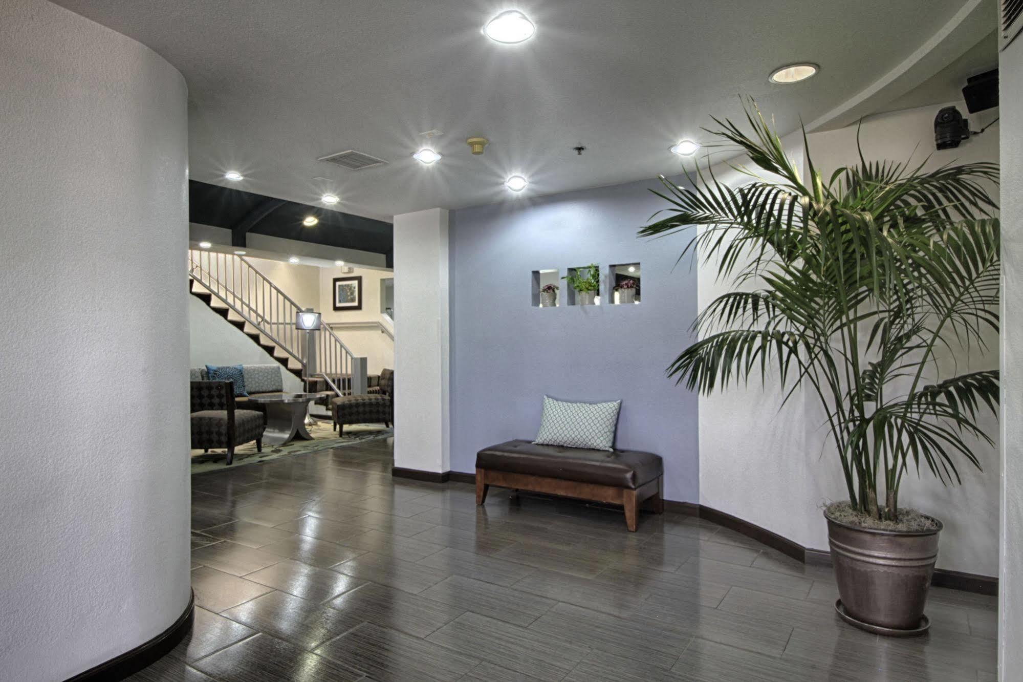 Holiday Inn Express Hotel & Suites Solana Beach-Del Mar By Ihg Extérieur photo